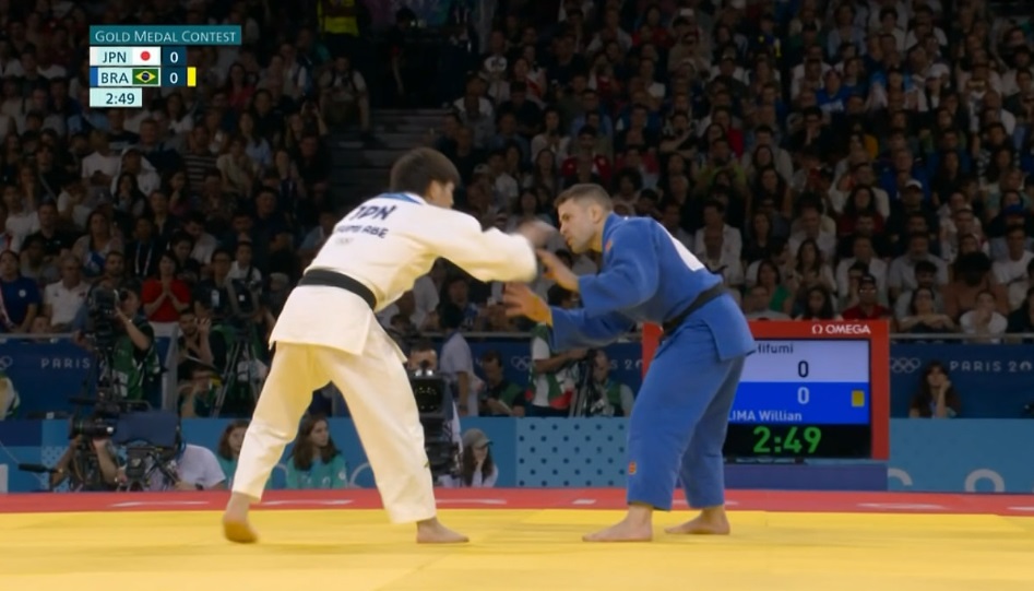 judoca paulista Willian Lima de judogui azul