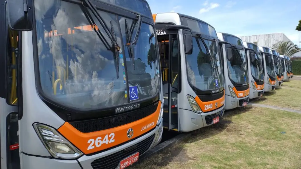 Transporte Público no Vale