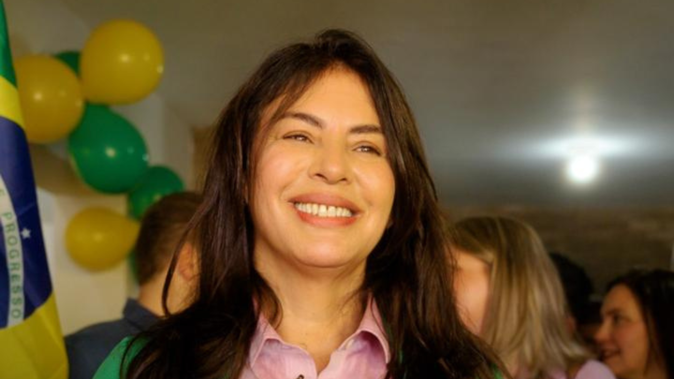 O Partido Liberal (PL) oficializou na manhã deste sábado (3) a candidatura de Marcia à prefeitura de Taubaté nas Eleições 2024.