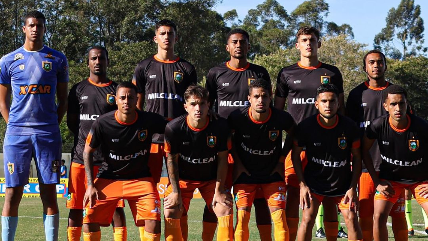 Time do Manthiqueira que jogou a Quinta Divisão do Campeonato Paulista em 2024. Foto: Redes Sociais