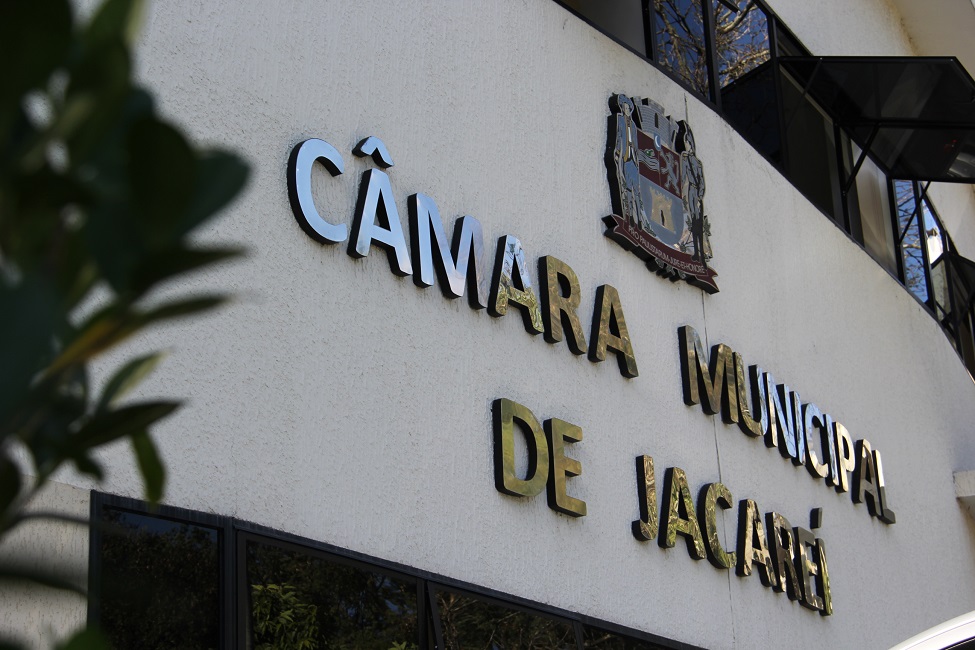 Câmara de Jacareí revoga contribuição previdenciária a aposentados e pensionistas