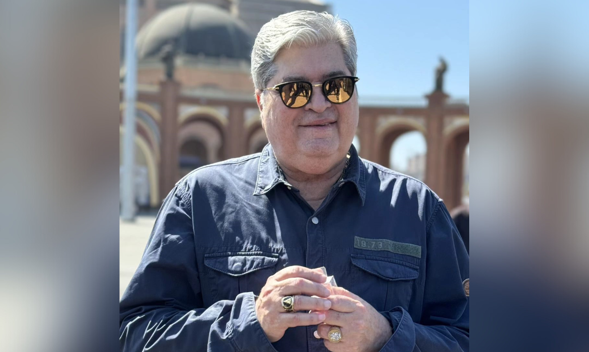 Candidato em SP, Datena inicia campanha política em Aparecida para pedir proteção