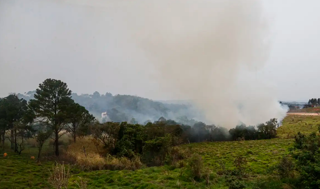 Duas cidades do Vale entram em emergência para incêndios