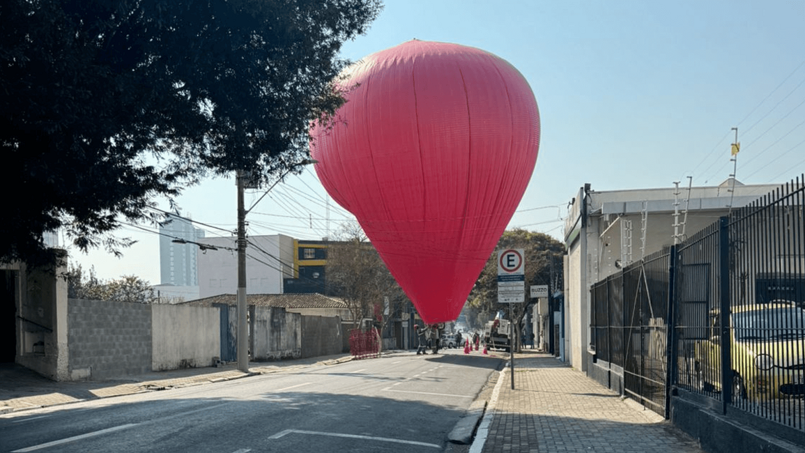 Homens que soltaram balão em SJC são multados em R$ 20 mil cada