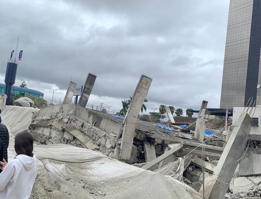 Veja os destroços da implosão no Jardim Aquarius, em São José dos Campos - Foto: Matheus Andrade/CBN Vale