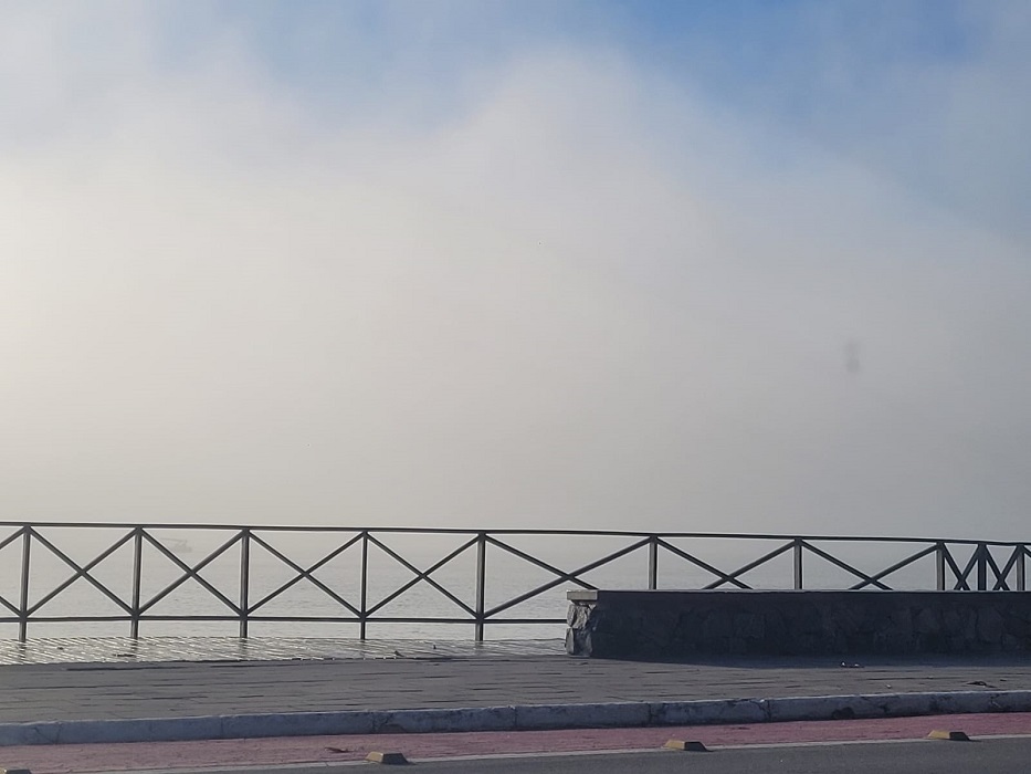 Interrompida por neblina, travessia de balsa entre São Sebastião e Ilhabela é retomada