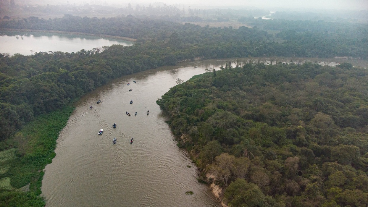 Morte suspeita: corpo é encontrado dentro de lago em Tremembé