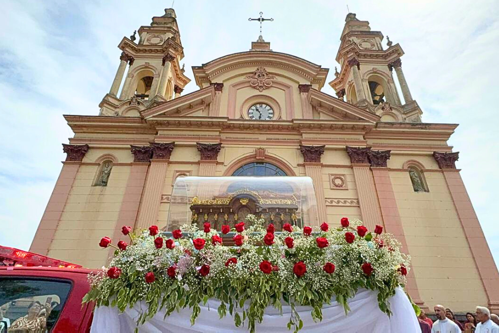 Relíquias de Santa Teresinha chegam em Tremembé; mais do Vale ainda vão recebê-las
