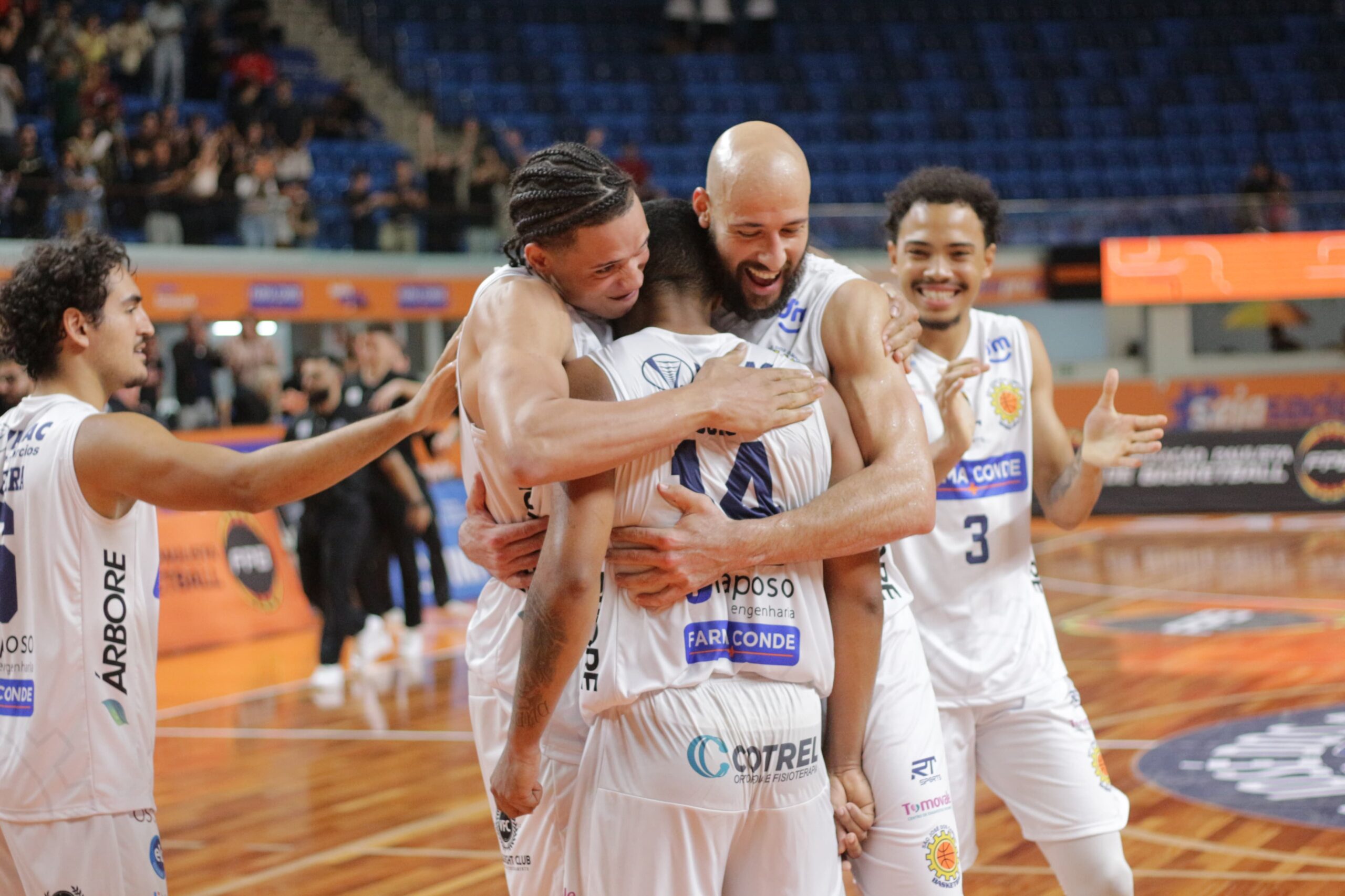 Vitória do São José Basketball foi definida nos segundos finais da partida