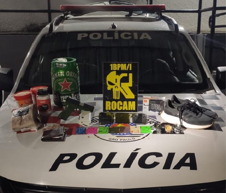 Homem tenta fugir de patinete elétrico e é detido pela PM em São José