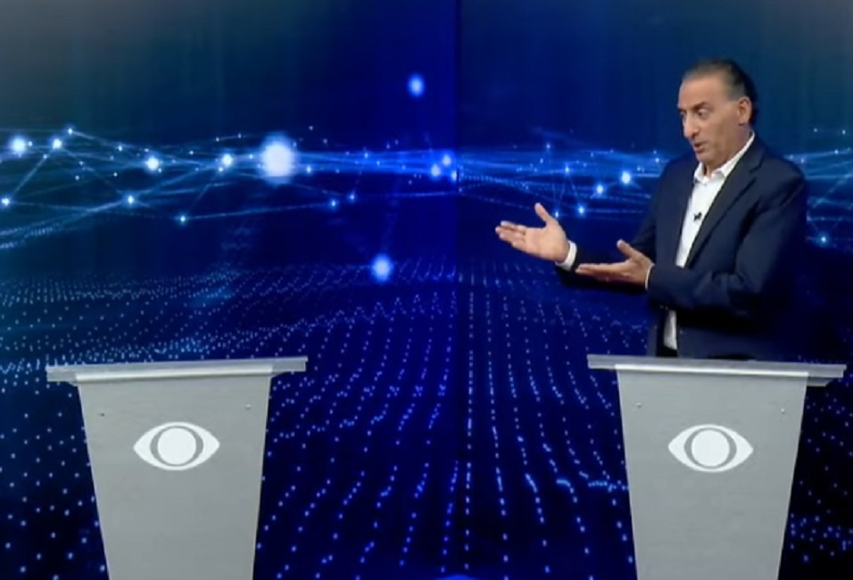 Anderson Farias justifica ausência em debate após ofensas de adversários