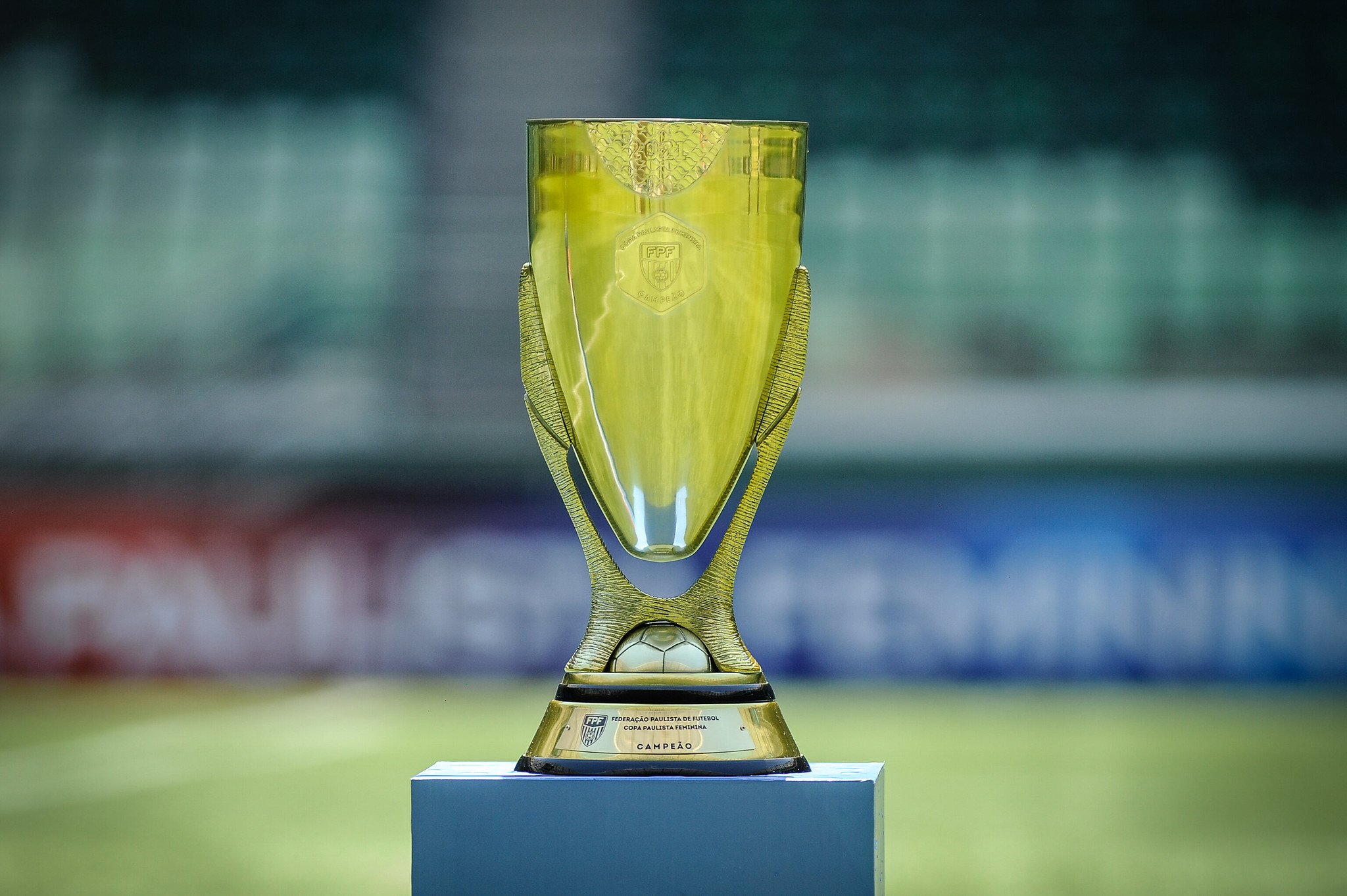 Troféu da Copa Paulista Feminina