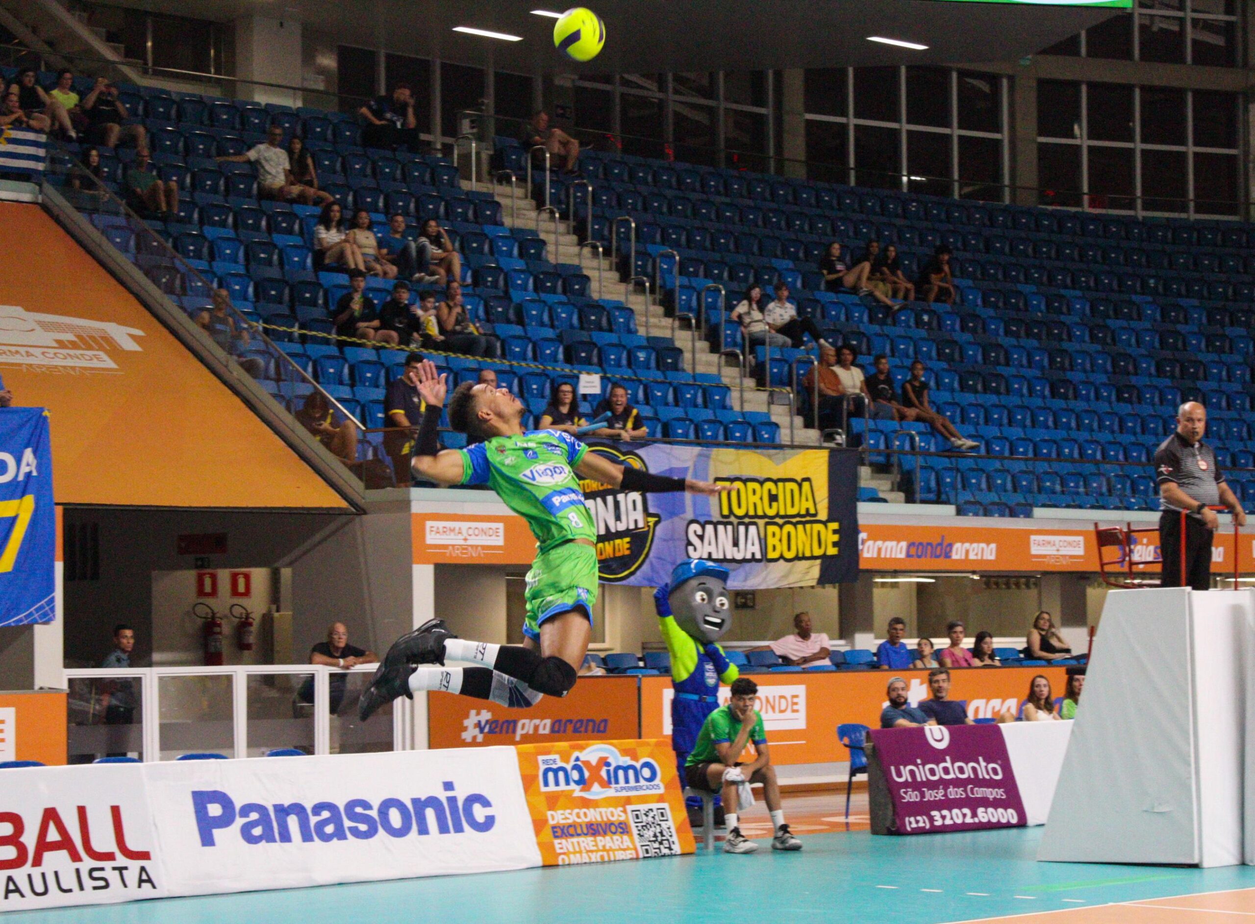 Duelo entre Vôlei São José e Santo André pelo Campeonato Paulista 2024