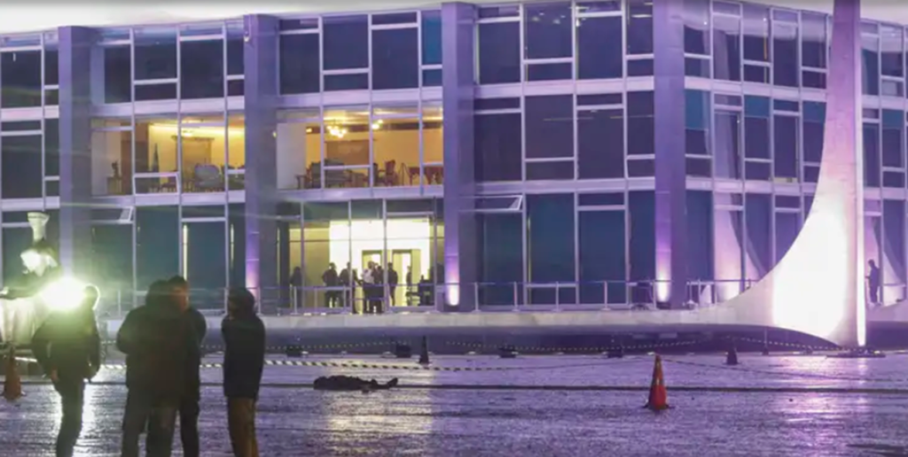 Dono do veículo que explodiu perto do STF foi candidato a vereador pelo PL