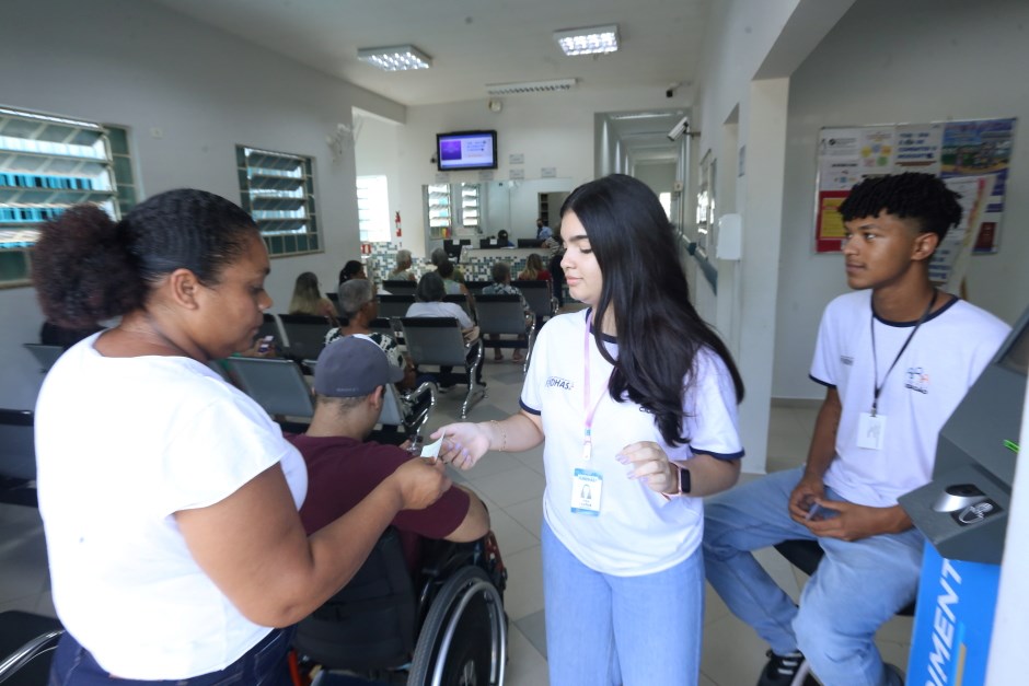 Os jovens do programa programa Agente Cidadão realizam atividades práticas em diversos setores e órgãos da Administração Municipal por seis meses