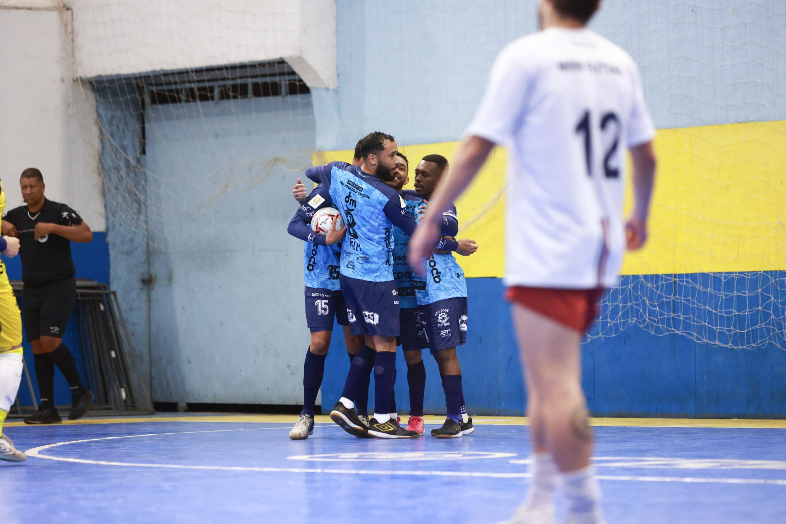 São José Futsal eliminou o MRW Praia Grande nas quartas de final