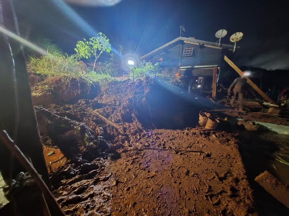 Mortos em deslizamento de terra em Taubaté são identificados
