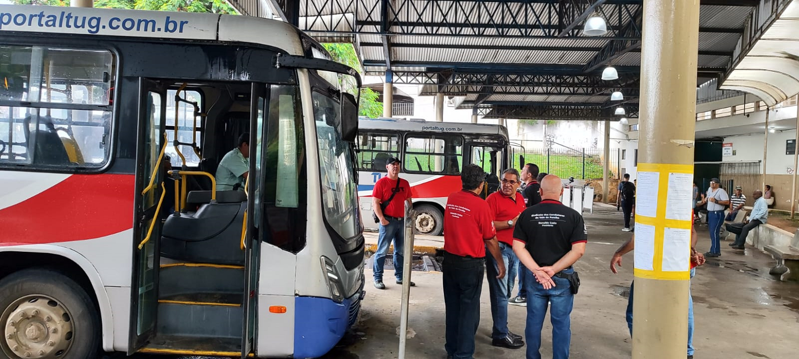 Sindicato confirma greve dos motoristas de ônibus de Guaratinguetá nesta terça-feira (03)