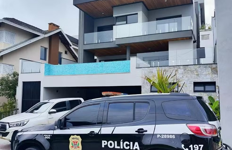 Operação contra divulgação do 'Jogo do Tigrinho' mira influenciadora de São José dos Campos