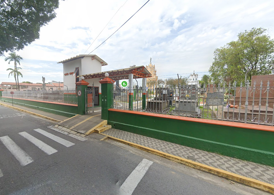 Tiroteio deixa três feridos em velório em Lorena