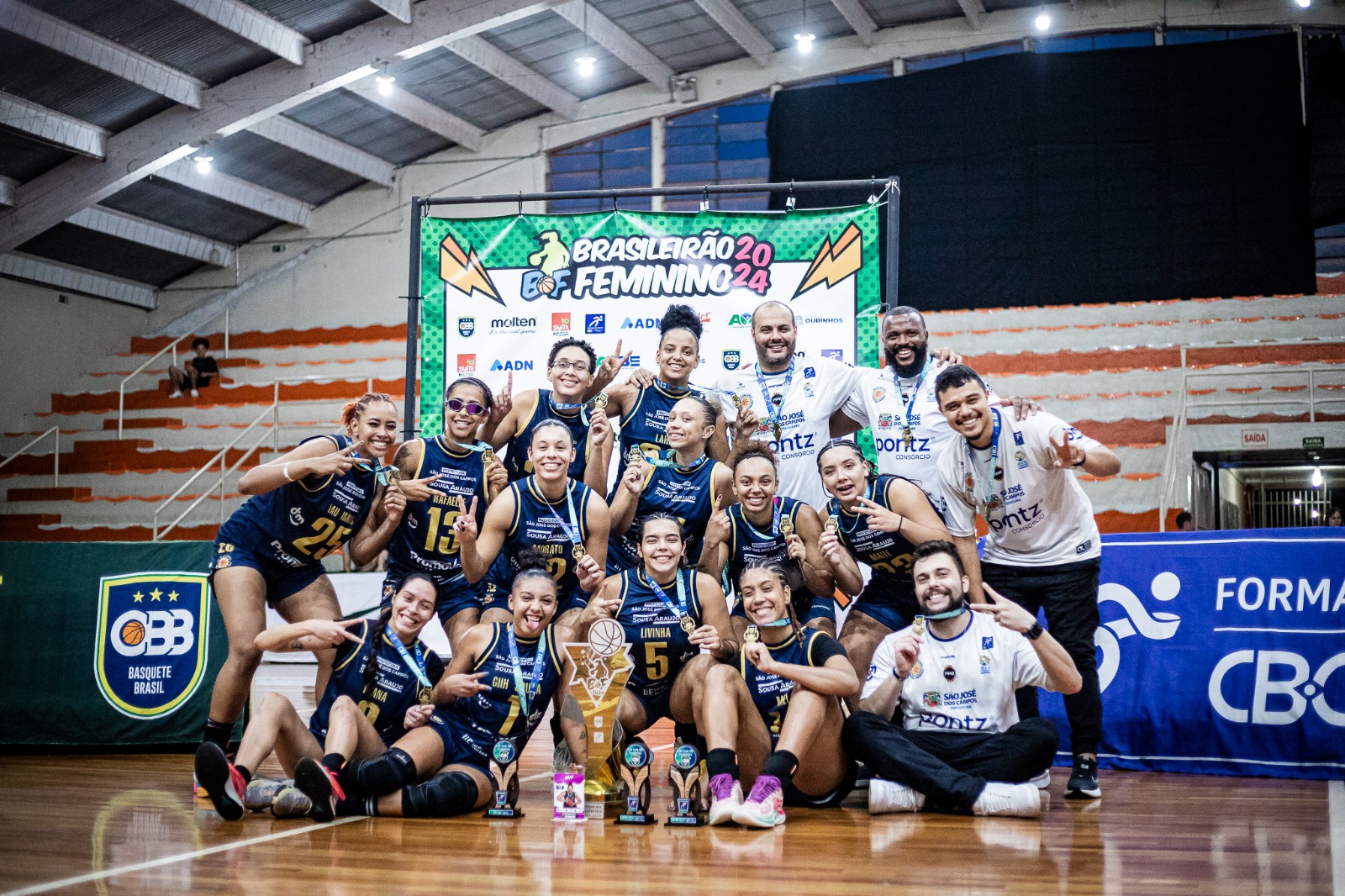 O São José Basketball feminino conquistou o bicampeonato Brasileiro Sub-23 vencendo todos os jogos no Final Four em Ourinhos