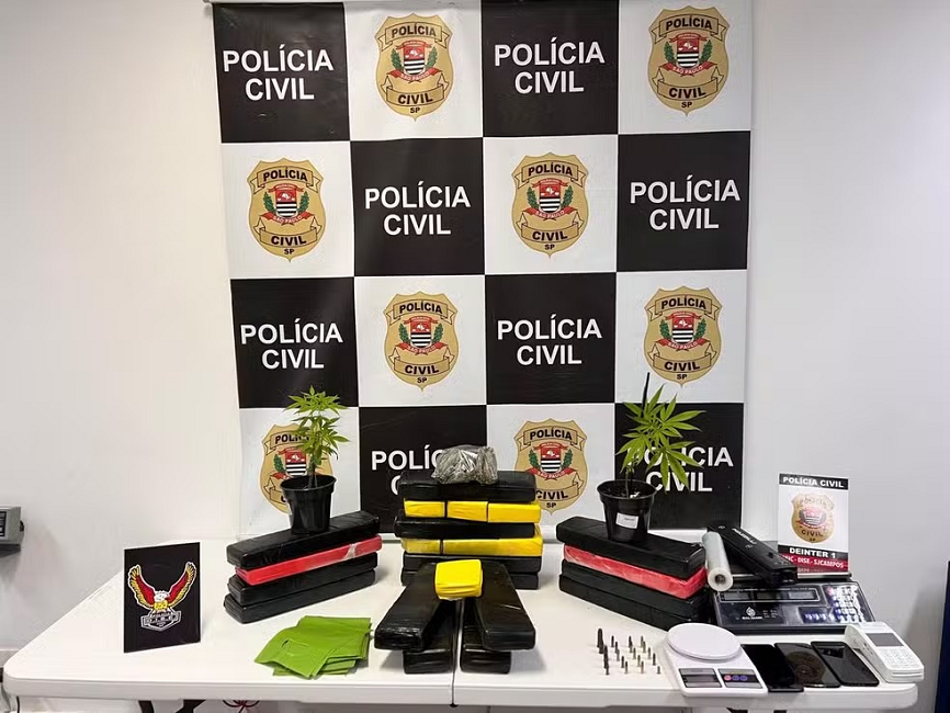 Polícia apreende 30 kg de maconha e dá prejuízo de R$ 45 mil para o tráfico de drogas em São José e Pinda