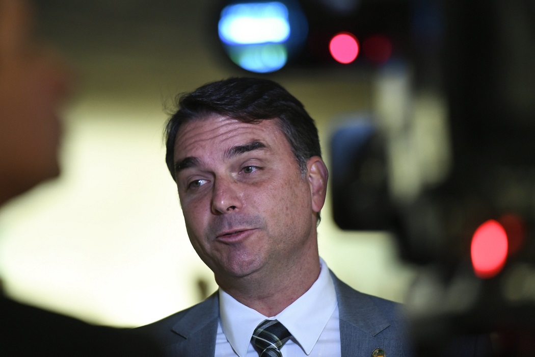 privatizacao-das-praias-divide-senado-e-votacao-de-pec-e-adiada