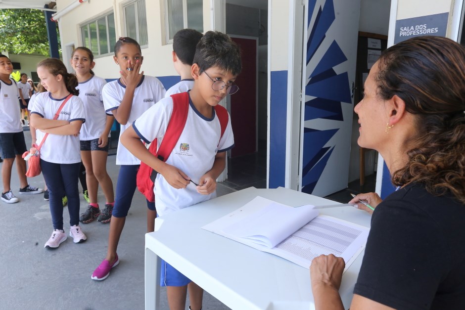 Para concorrer à vaga na Fundhas, o candidato deve ter no mínimo 6 e no máximo 16 anos, 