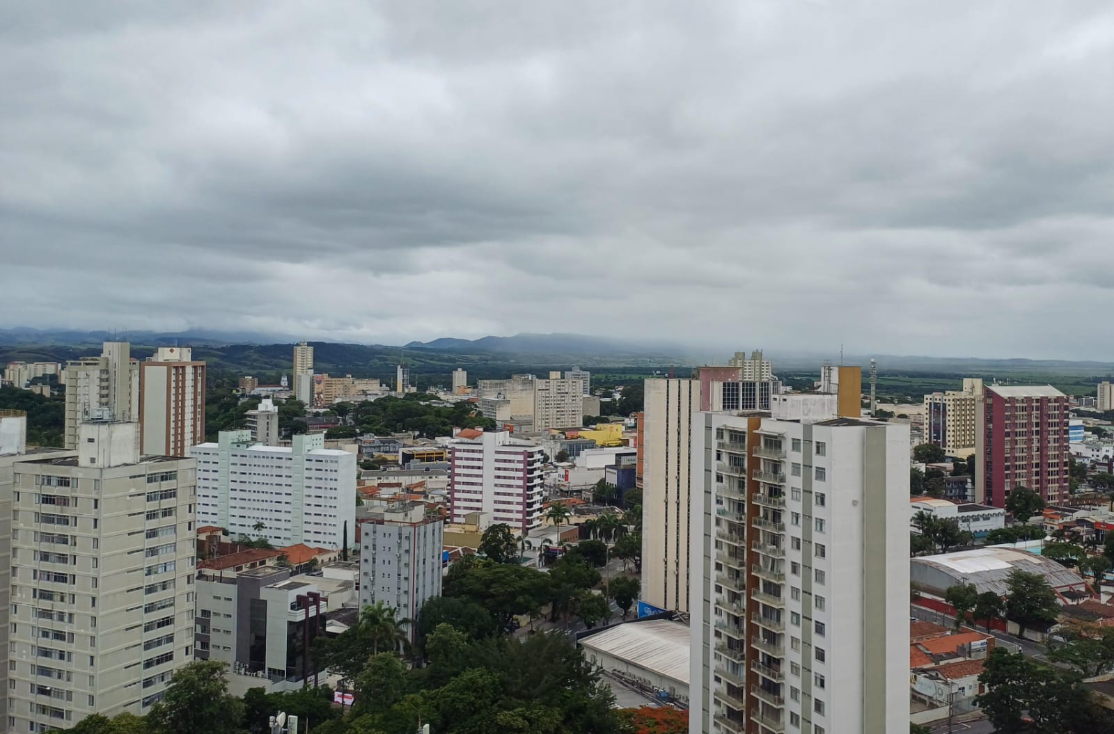 Chuva na RMVale