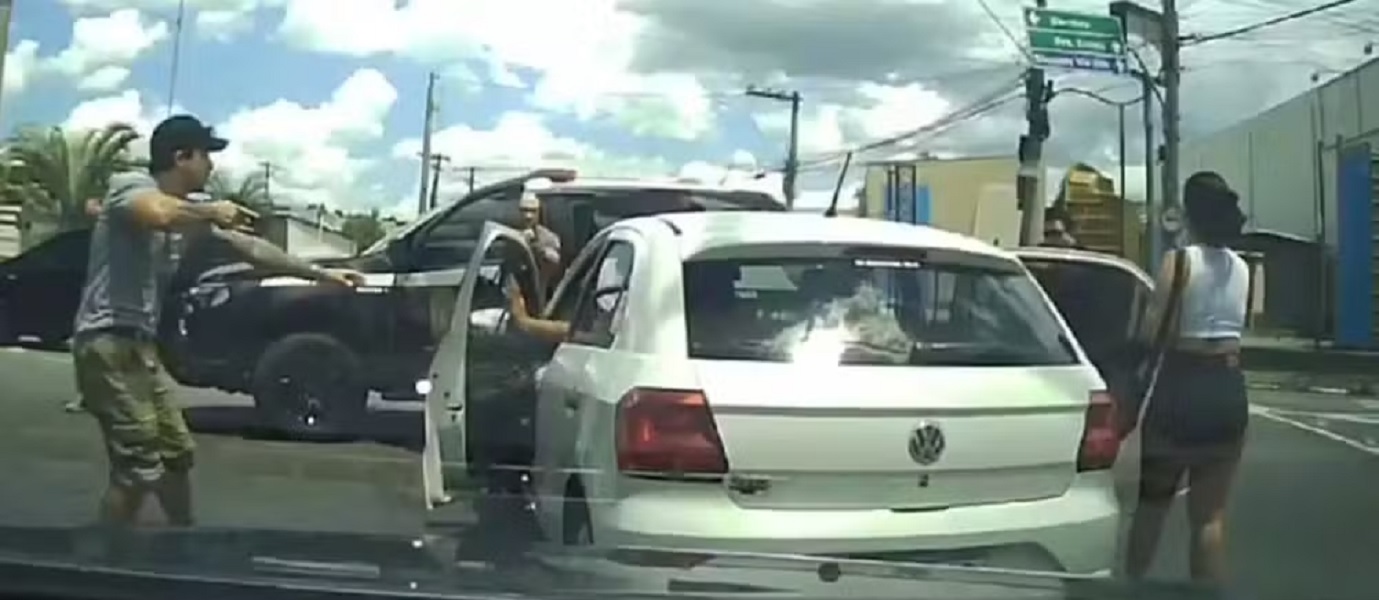 Polícia civil apreende segundo carro que pode ter sido utilizado no ataque em Tremembé 