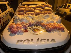 PM apreende mais de 115 quilos de drogas em 'Casa Bomba' em Taubaté