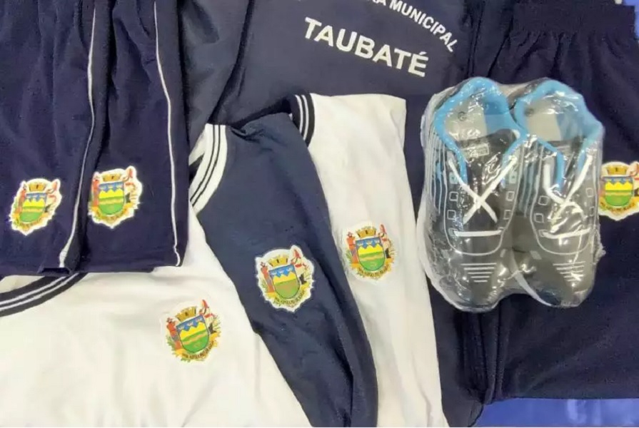 Taubaté adia licitação para compra de uniformes escolares