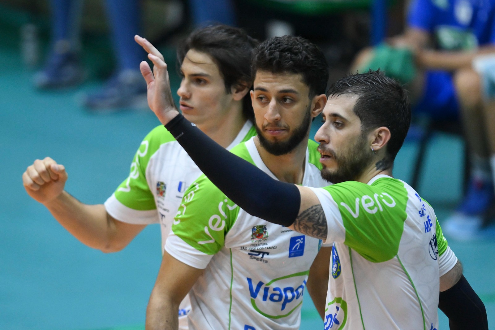 Segundo jornalista, jogadores do Vôlei São José estão jogando com os salários atrasados