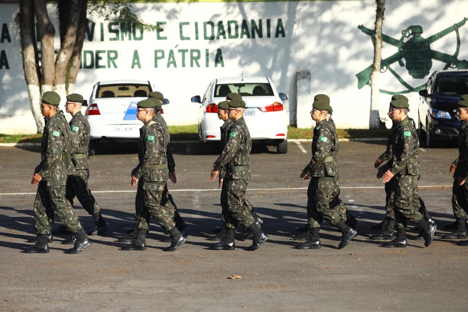 Jovens nascidos em 2007 deverão fazer o alistamento militar até 30 de junho