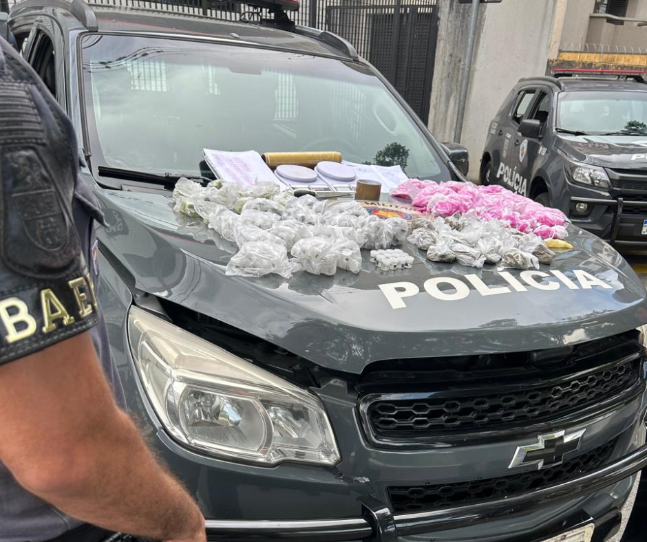 Policiais do BAEP encontram drogas em imóvel e prendem suspeito em Taubaté