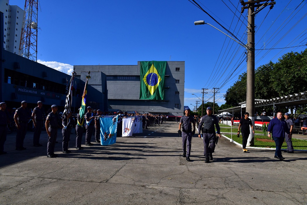 Celebração de aniversário do CPI 1 reúne autoridades em São José dos Campos
