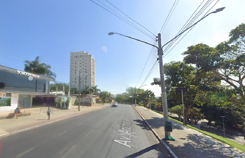 Homem cai de prédio na Avenida Anchieta, em São José dos Campos