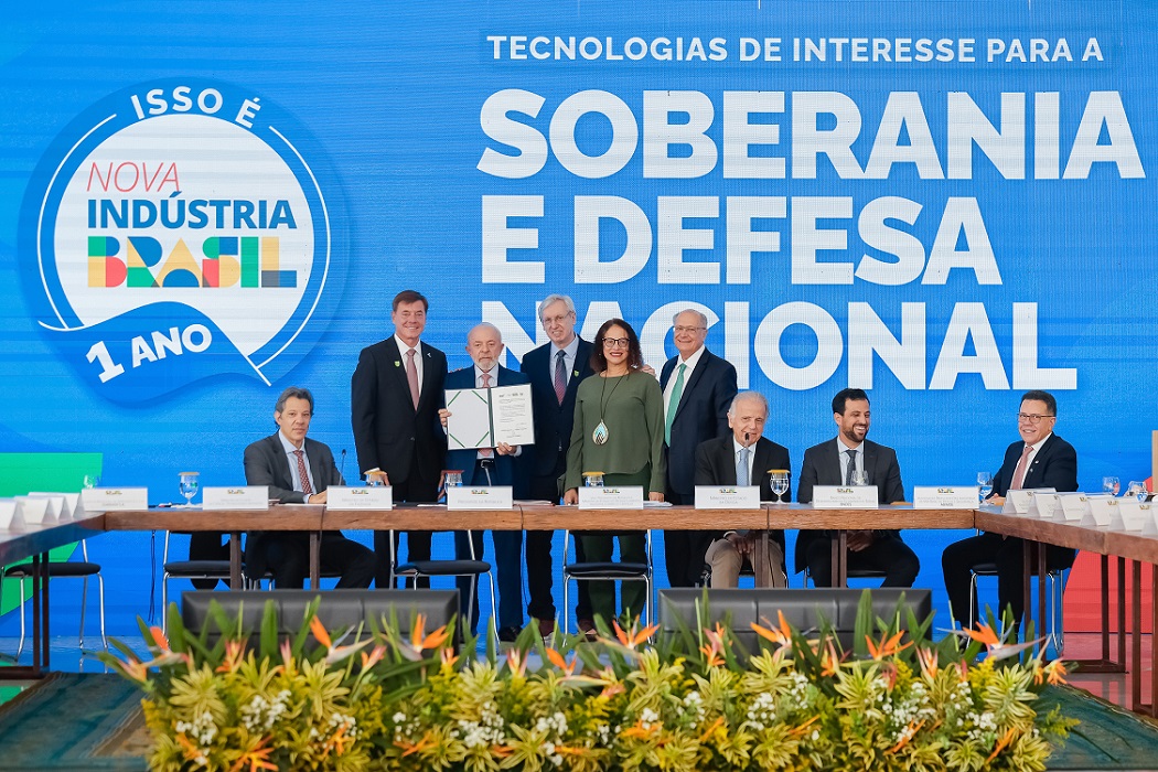 Embraer anuncia R$ 20 bilhões em investimentos no Brasil até 2030