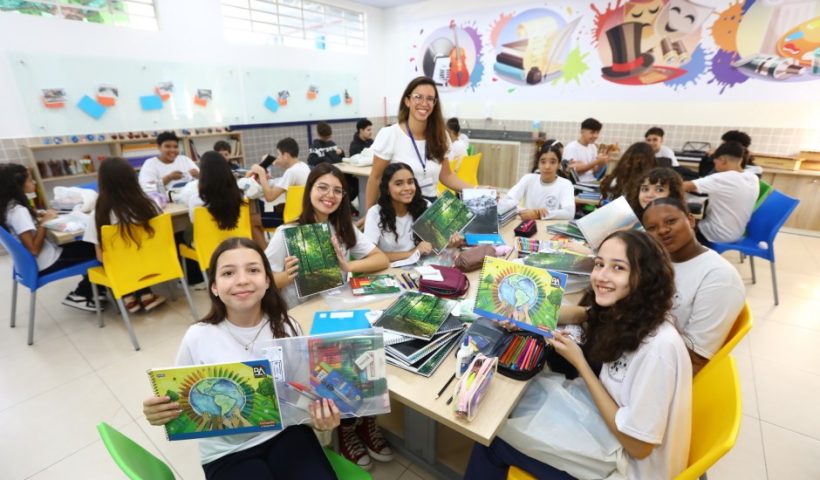 Volta às aulas é marcada por entusiasmo na rede de ensino municipal em São José dos Campos