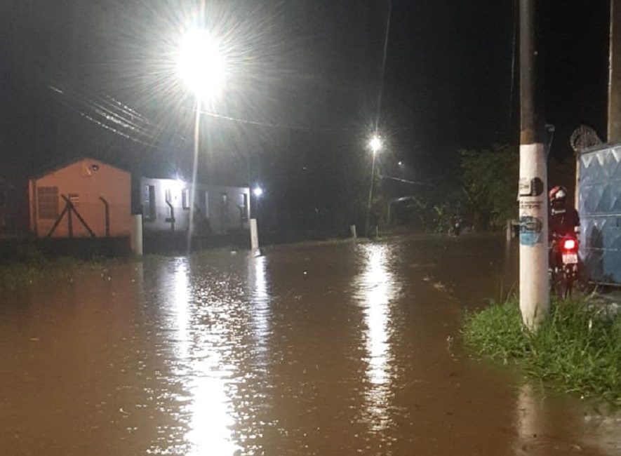 Ubatuba tem maior volume de chuva do fim de semana em SP