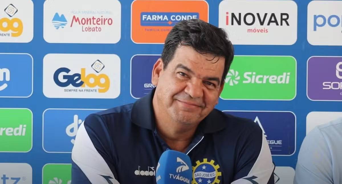 Moacir Júnior deixou o cargo de treinador da Águia do Vale