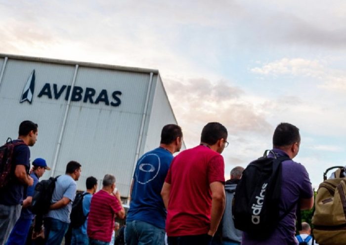 Dívida leva Justiça a bloquear ações do proprietário da Avibras