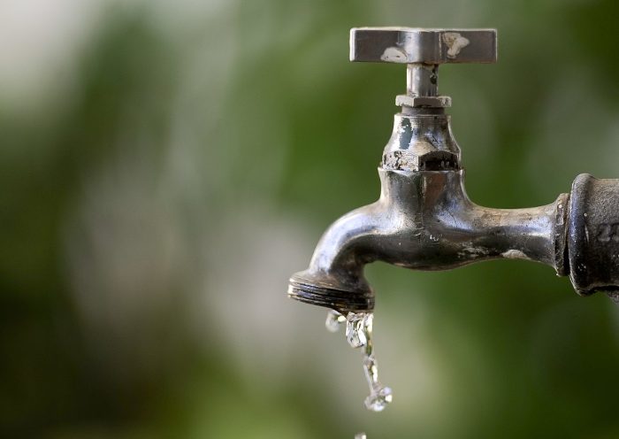 Reparo em tubulação pode afetar abastecimento de água em bairros de Taubaté nesta quinta (26)