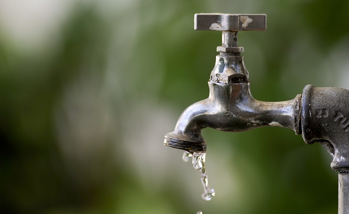 Torneira pingando: Abastecimento de água em Jacareí pode ser afetado, diz SAEE