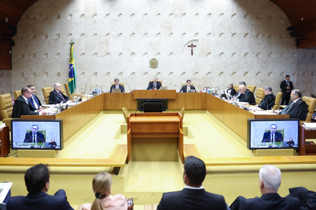 STF rejeita pedidos para afastar ministros em casos de trama golpista envolvendo Jair Bolsonaro