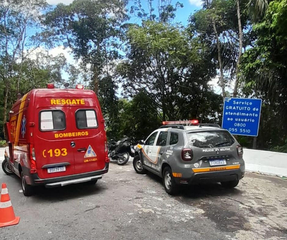Mulher é arremessada por 15 metros em acidente com moto na serra de Ubatuba