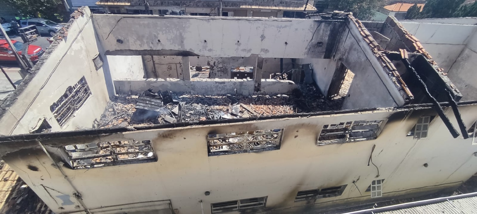 IDENTIFICADOS: Mortos no incêndio de abrigo tinham entre 50 e 61 anos