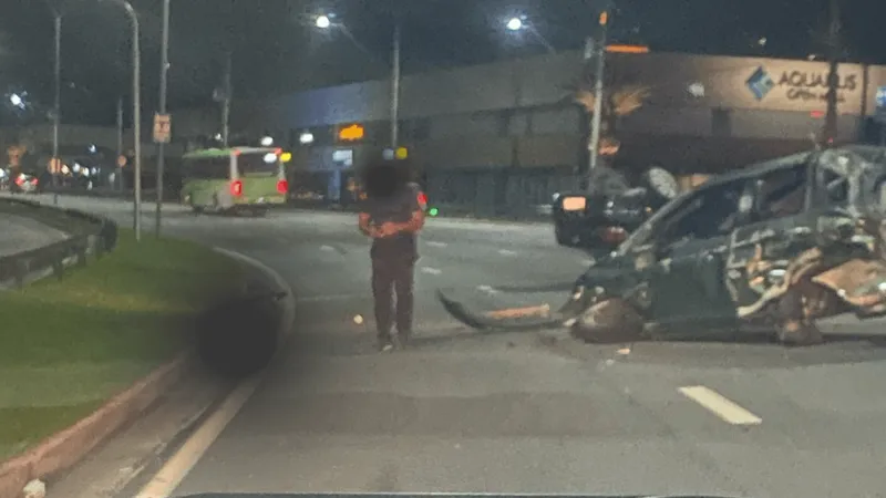 Acidente aconteceu na Avenida Florestan Fernandes, no Jardim Aquarius, zona oeste de São José dos Campos