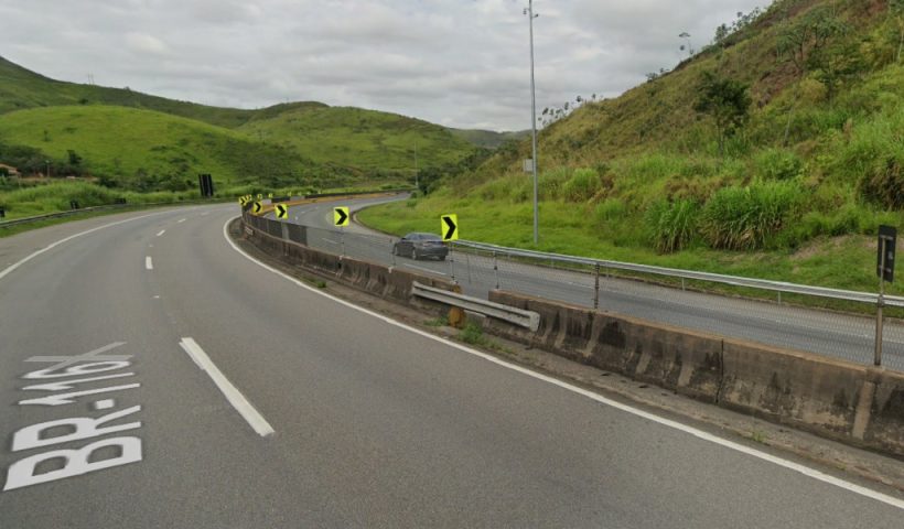 Acidente entre ônibus e caminhão interdita Via Dutra em Silveiras; motorista ficou ferido