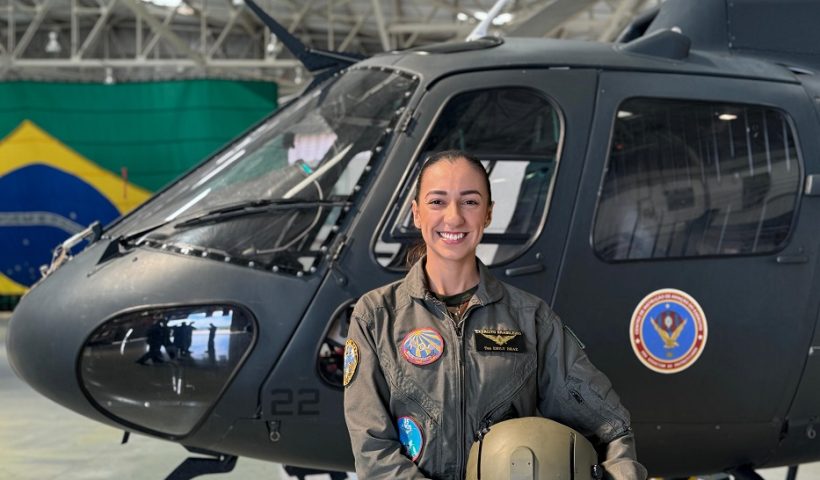 Primeira mulher piloto do Exército vai atuar em Taubaté